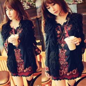 Aikadi Bohemian Bell Sleeve Floral Embroidery Dress Size Medium Black Red Hippie